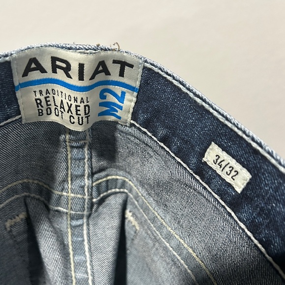 Men’s Ariat M2 jeans - Picture 2 of 3